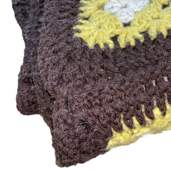 Vintage Handmade Granny Square Quilt Throw Blanket Brown Yellow Crochet Knit 70s - Picture 5 of 8